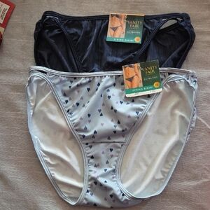 Vanity Fair Women Illumination String Bikini Panties Set Of 2 Size 7 L